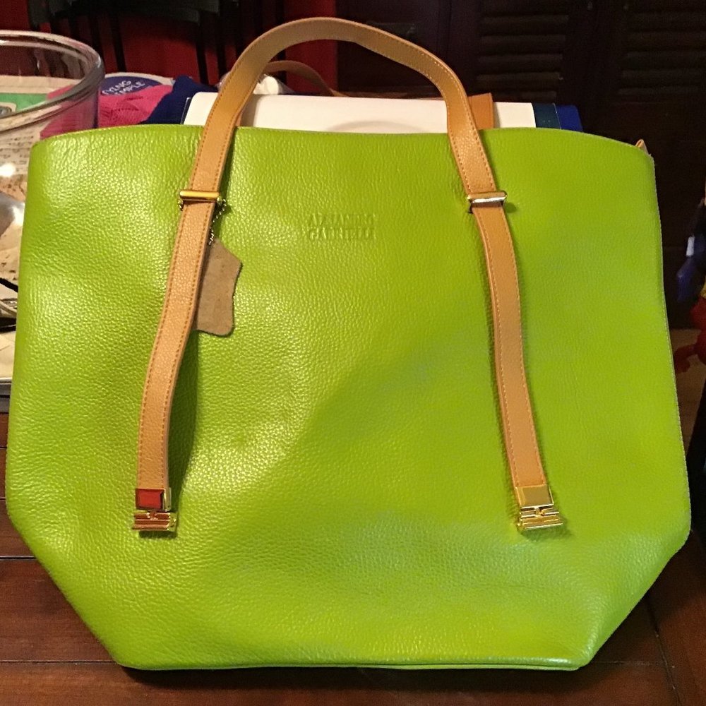 BRAND NEW! Alejandro Gabrielli Leather Handbag with Adjustable Straps - Picture 1 of 2